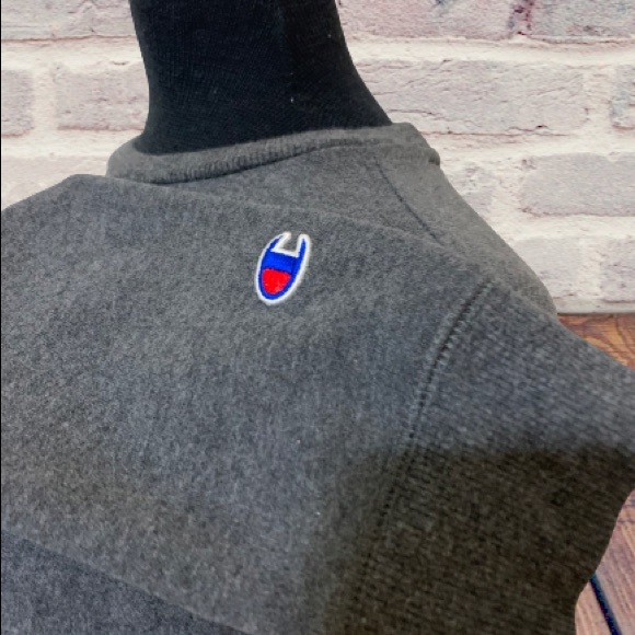 Boys Champion sweatshirt gray size large - Picture 5 of 6